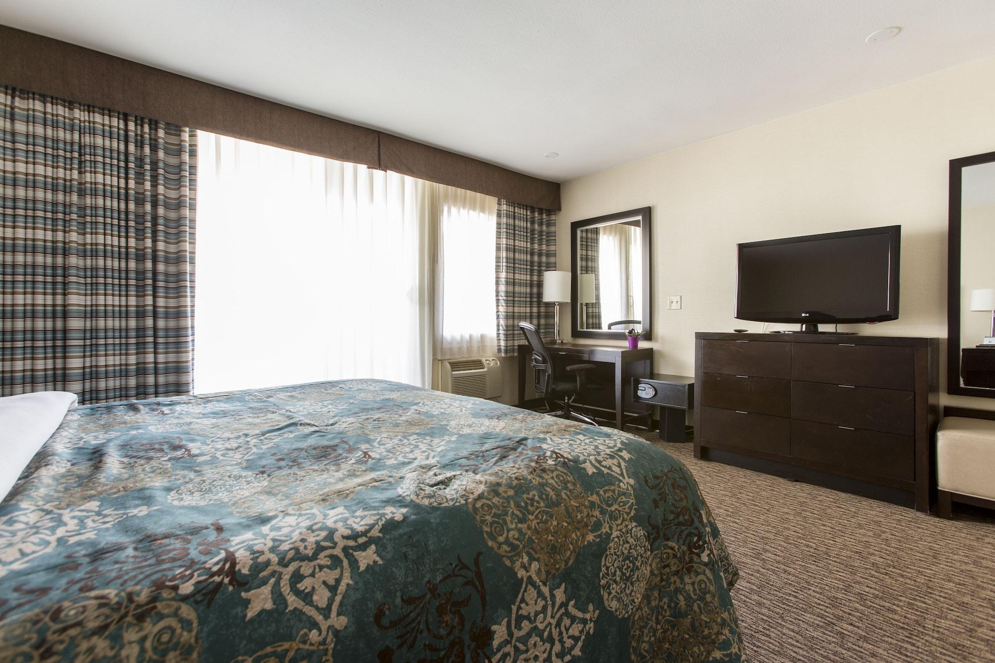 Royal Palace Westwood Hotel