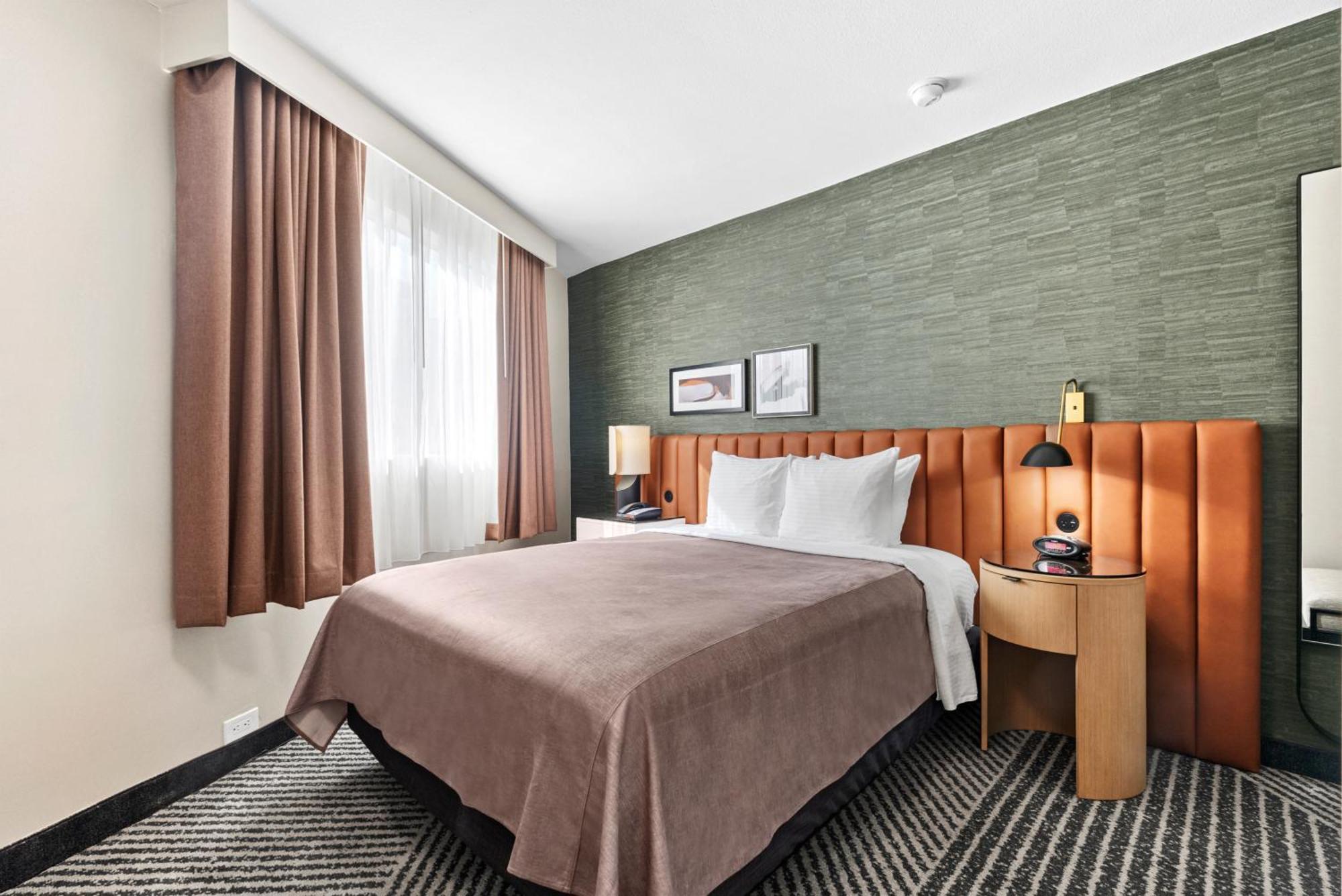 Royal Palace Westwood Hotel Los Angeles
